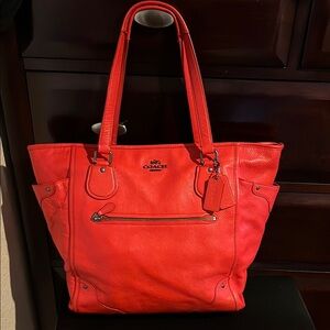 Coach Mickie Tote in Grain Leather 34039